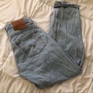 RARE VINTAGE LEVI’S 501 mom jeans